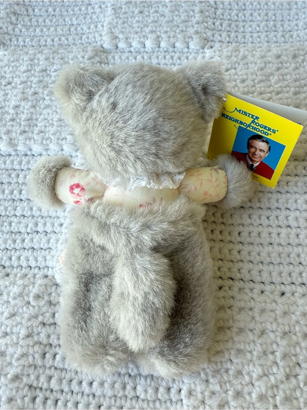 1988 Henrietta Pussycat finger puppet from Mister Rogers' Neighborhood - Picture 12 of 13